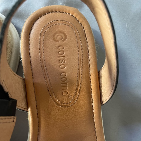 Cordon Como Sandals, Black, size 9 - Picture 3 of 4